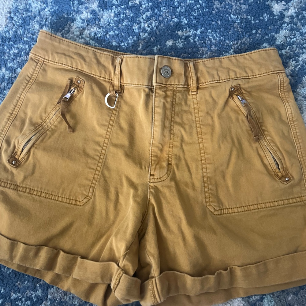 WHBM Pret a Play mis rise shorts worn twice!